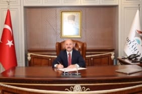 Adiyaman-Valisi-Varol8217dan-Ramazan-Bayrami-Mesaji-Birlik-Vurgusu-featured