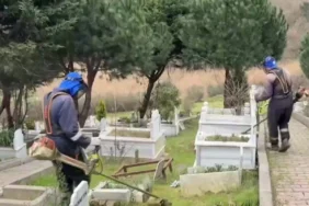 Arnavutkoy8217de-Mezarliklar-Bayram-Ziyaretine-Hazirlandi-Ucretsiz-Servisler-Basladi-featured