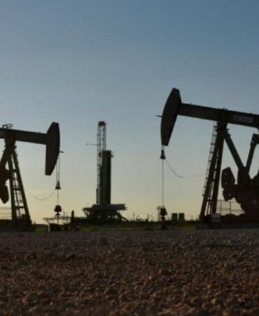 Brent-Petrolun-Varil-Fiyati-10828-Dolar-Kuresel-Piyasada-Hafif-Gerileme-featured