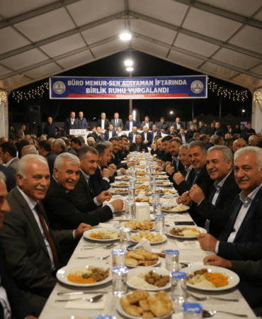 Buro-Memur-Sen-Adiyaman-Iftarinda-Birlik-Ruhu-Vurgulandi-gemini