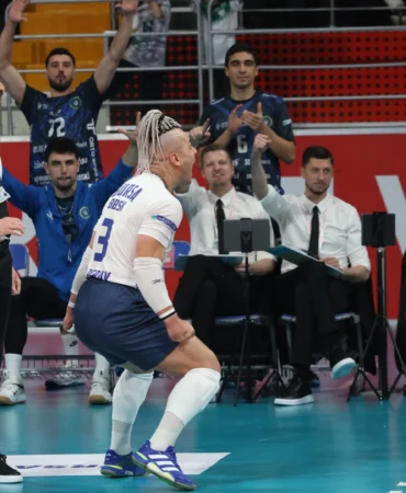 Bursa-Buyuksehir-Fenerbahce8217yi-yine-3-1-yendi-seri-ve-yukselis-suruyor-featured