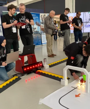 Bursali-Ogrenciler-Cekya8217da-Robotik-Yarismasinda-Turkiye8217ye-Gurur-Yasatti-featured