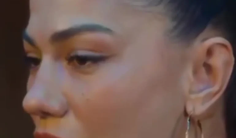 Demet-Ozdemir8217den-8216Soyleyin8217-Yorumu-Ebru-Gundes8217i-Gozyaslarina-Bogdu-featured