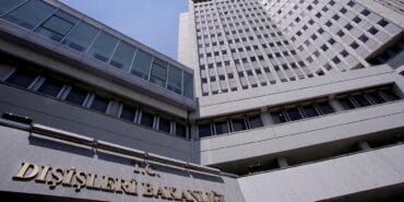 Disisleri8217nden-Israil8217in-Suriye-Saldirisina-Sert-Kinama-featured