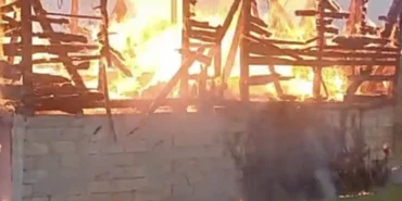 Duzce-Cumayeri8217nde-2-Katli-Depo-Yanginda-Harap-Oldu-featured