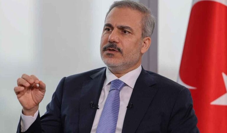 Hakan-Fidan8217dan-Orta-Dogu8217da-diplomatik-hamle-BAE-lideriyle-gorustu-featured