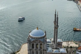 Kadikoy8217un-Cehresini-Yeniden-Tanimlayan-Sultan-Yadigari-Iskele-Camii-featured