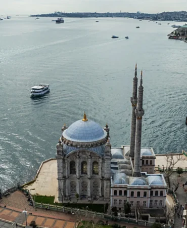 Kadikoy8217un-Cehresini-Yeniden-Tanimlayan-Sultan-Yadigari-Iskele-Camii-featured