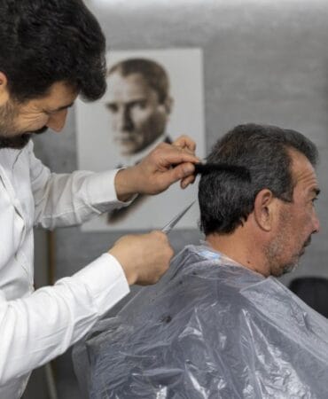 Mersin-Buyuksehir8217den-Bayram-Oncesi-Mobil-Kuafor-Surprizi-featured