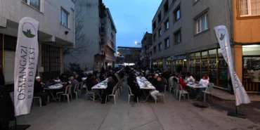 Osmangazi8217nin-Son-Ramazan-Iftari-Gulbahce8217de-Kuruldu-featured
