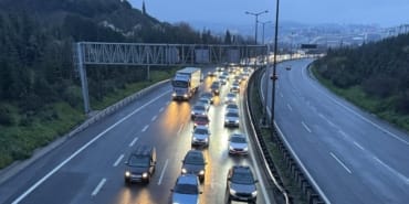 Ramazan-Bayrami-Donusu-Yollarda-Yogunluk-Basladi-Ekipler-Teyakkuzda-featured