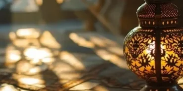 Ramazan8217a-Veda-ve-Bayram-Mubarek-Ayin-Sonu-Anlamli-Mesajlarla-Kutlaniyor-featured