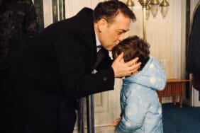 Vali-Sozer-Bayram-Sabahi-Cocuk-Evleri-Sitesi8217ndeki-Cocuklarla-Bulustu-featured