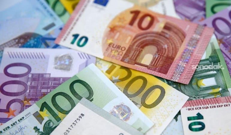 almanyanin-kamu-borcu-3-trilyon-euro-sinirina-yaklasti-FdmnHJI3.jpg
