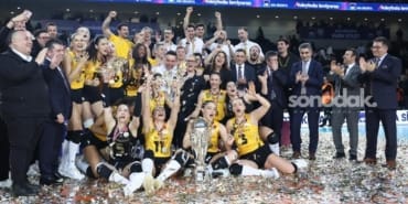 axa-sigorta-kupa-voley-kadinlar-dortlu-finalinde-2026-sampiyonu-belli-oldu-NhJKIdl9.jpg