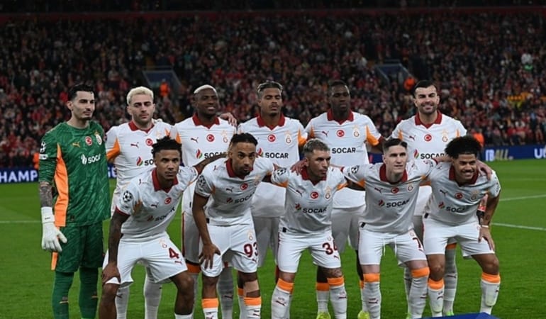 premier-lig-devi-galatasarayli-yildizlarin-pesinde-transfer-rekoru-EVPbqazP.jpeg