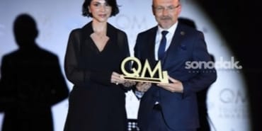 qm-awardstan-hediye-gural-gur-ve-ng-phaselis-baye-iki-prestijli-odul-ImfYYKdq.jpg