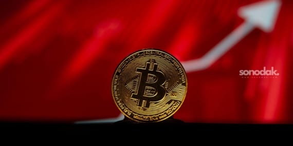 rekora-kosuyor-yeni-milyonerler-geliyor-bitcoine-neler-oluyor-kripto-para-piyasasinda-beklenen-gerceklesiyor-mu-Ob43p4r5.jpg