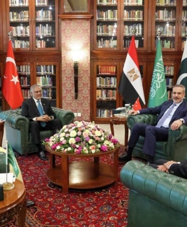turkiye-misir-suudi-arabistan-ve-pakistan-disisleri-bakanlari-islamabadda-bir-araya-geldi-gSANvHye.jpg