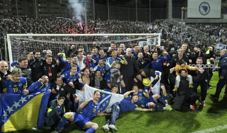 bosna-hersek-italyayi-eledi-italyan-basinindan-dunya-kupasindan-yine-elendik-manseti-bcBBP8vg.jpg