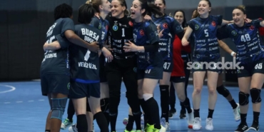 bursa-buyuksehirden-hentbolda-kritik-galibiyet-EtQaOAZM.jpg