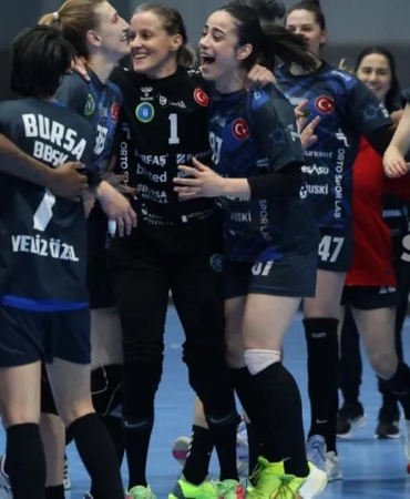 bursa-buyuksehirden-hentbolda-kritik-galibiyet-EtQaOAZM.jpg