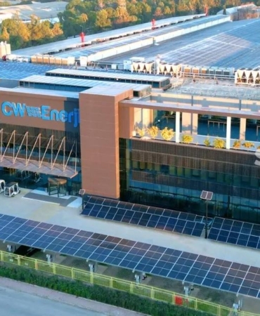 cw-enerji-lityum-tabanli-batarya-depolama-sistemleriyle-entegre-enerji-cozumlerinde-gucunu-artiriyor-69uVWAHJ.jpg