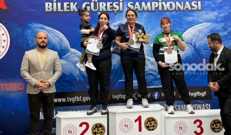 depsas-enerji-spor-kulubu-kadin-sporculari-turkiyenin-zirvesinde-rBXj329F.jpg