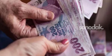 emekli-bayram-ikramiyesi-ne-vakit-yatacak-1UZrmwgb.jpg
