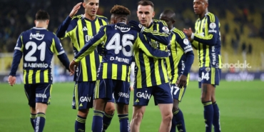 fenerbahceden-taraftarlarina-jest-2-bin-338-lirayi-kulup-odeyecek-tQtujwkh.jpg