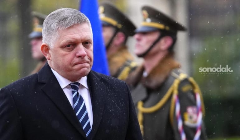 fico-slovakyayi-nazilerden-ozgurlestiren-sovyet-askerlerine-tesekkur-BrNvk8V4.jpg
