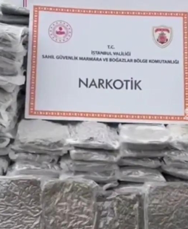 istanbul-aciklarinda-narko-operasyon-kilolarca-skunk-ele-gecirildi-FqnwFD6w.jpg