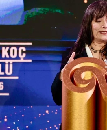 koc-toplulugu-100-yasinda-3pnpBHAB.jpg