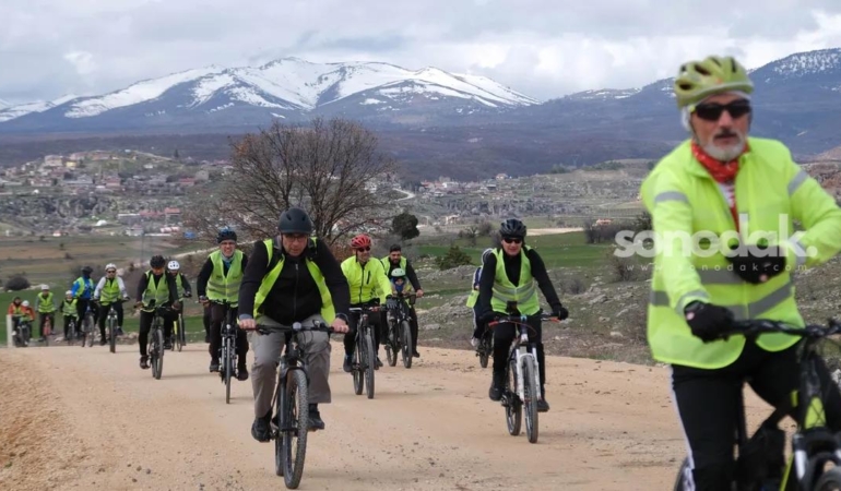 konyada-pedallar-tarih-ve-tabiata-cevrildi-XA6wsiHt.jpg
