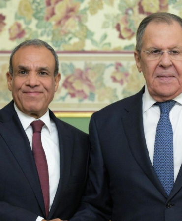 lavrov-abd-hurmuz-bogazi-sorunundan-bahsetmek-yerine-iranla-savasa-son-vermeli-xaTQFj6n.jpg