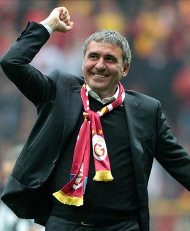 lucescu-sonrasi-hagi-goreve-geliyor-prim-ve-maas-belli-oldu-LkWktBpZ.jpg