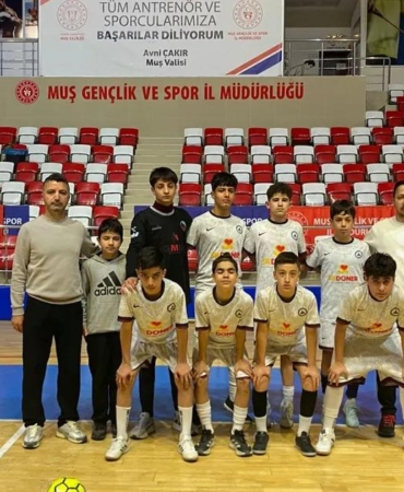 mardin-kasimiye-ortaokulu-futsal-grubu-musta-sampiyon-oldu-Kxxb4hXW.jpg