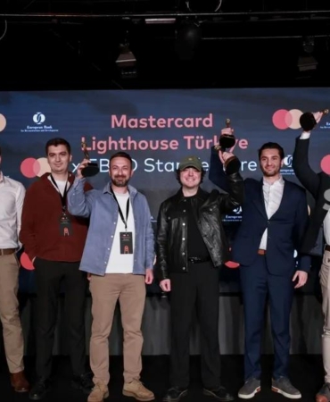 mastercard-lighthouse-turkiye-yapay-zek-odakli-6-girisimi-mezun-etti-LEcTvfEU.jpg