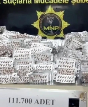 mersinde-dev-operasyon-111-bin-sentetik-hap-ele-gecirildi-NDbA7j4p.jpg