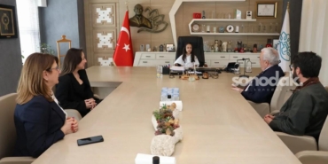niluferde-gelecegin-baskanlari-yonetimde-6bPQQwWc.jpg