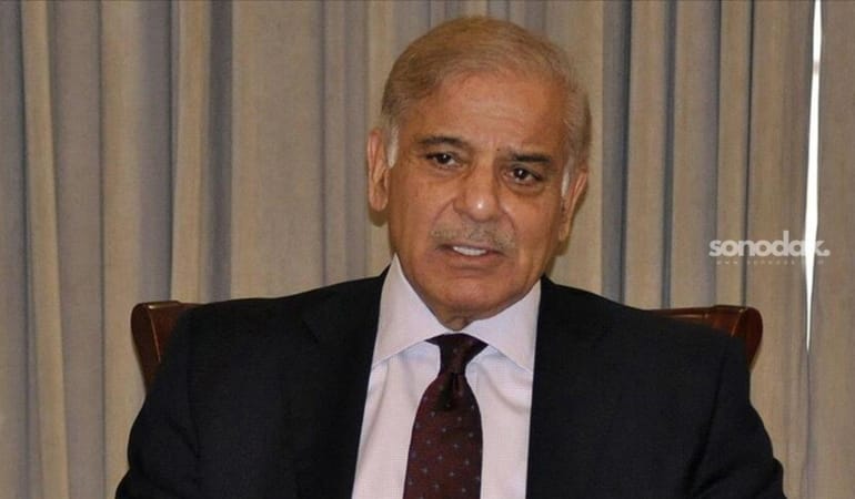 pakistanda-akaryakit-destek-paketi-aciklandi-kabine-uyeleri-6-ay-maas-almayacak-Hja5zWHr.jpg