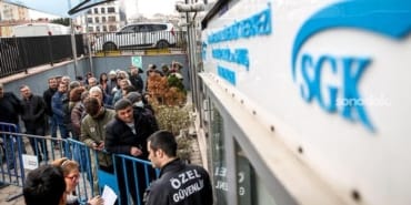 sgk-denetimleri-siklastirdi-245-bin-kisinin-emekliligi-iptal-edildi-ZFMTKhsx.jpg