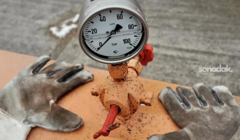 sirbistanda-macaristana-dogalgaz-tasiyan-dogalgaz-boru-hattinin-yakininda-bir-bomba-bulundu-TS97M46u.jpg