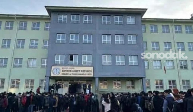 siverekteki-okul-akininda-20-gozalti-1-ogrencinin-durumu-agir-qxB3tm1b.jpg