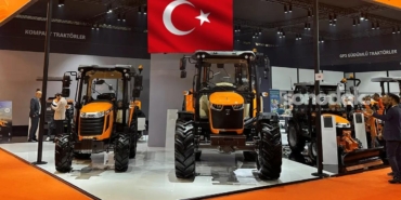tafe-traktor-konya-tarim-fuarinda-yeni-serisiyle-gucunu-sergiledi-TJt7deDs.jpg