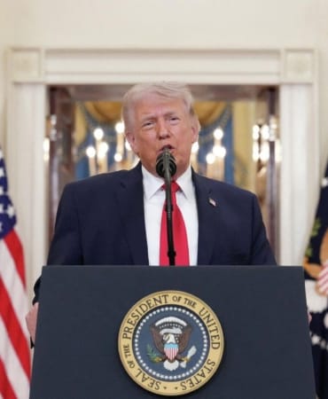 trumpin-ulusa-seslenis-konusmasi-onumuzdeki-iki-uc-hafta-icinde-onlari-ait-olduklari-tas-devrine-mf32ulwk.jpg