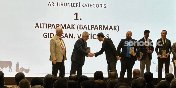 turk-balini-uluslararasi-pazarlara-ulastiran-balparmak-ihracat-birinciligini-percinledi-2yMsbfQc.jpg