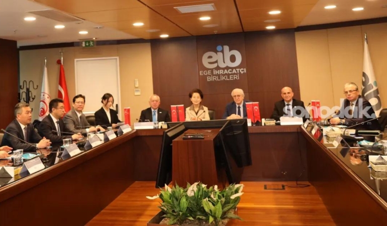 turkiye-ile-cin-arasinda-dis-ticaretin-artmasi-icin-buyuk-bir-hamle-jP9pNPG6.jpg