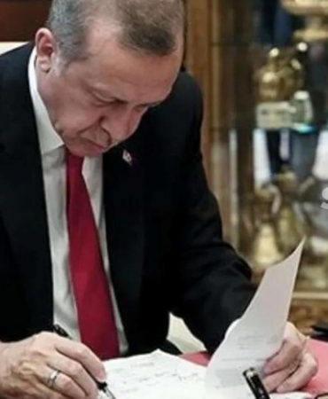 valiler-kararnamesi-yayimlandi-4-vilayette-misyon-degisimi-feY1TvKz.jpg