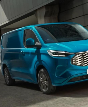 yeni-ford-tourneo-her-yolculugu-merak-uyandiran-bir-deneyime-donusturuyor-m5Icl7wM.jpg
